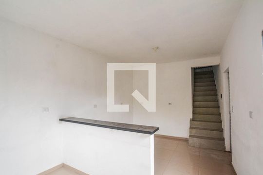 Cozinha de casa para alugar com 2 quartos, 42m² em Jardim do Estádio, Santo André