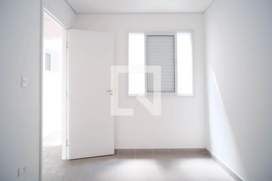 Quarto 2 de apartamento à venda com 2 quartos, 40m² em Parque Paineiras, São Paulo