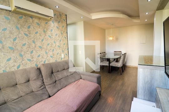 Sala de apartamento à venda com 2 quartos, 48m² em Cristal, Porto Alegre