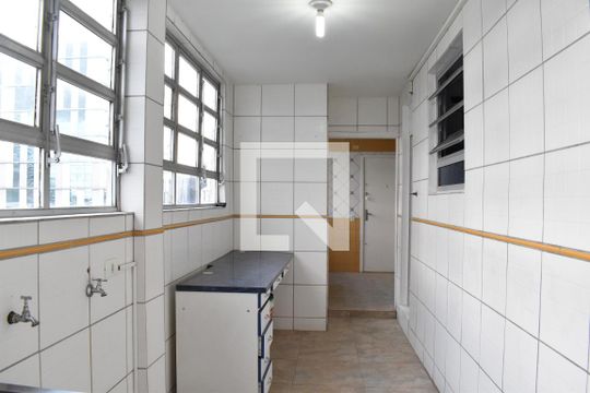 Área de Serviço de apartamento para alugar com 3 quartos, 140m² em Centro, Curitiba