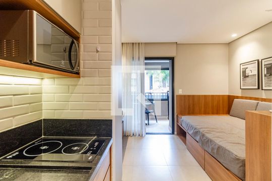 Studio de kitnet/studio para alugar com 1 quarto, 24m² em Pinheiros, São Paulo