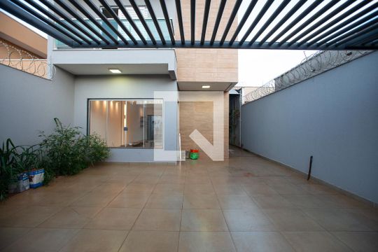 Quintal de casa para alugar com 3 quartos, 185m² em Distrito de Bonfim Paulista, Ribeirão Preto