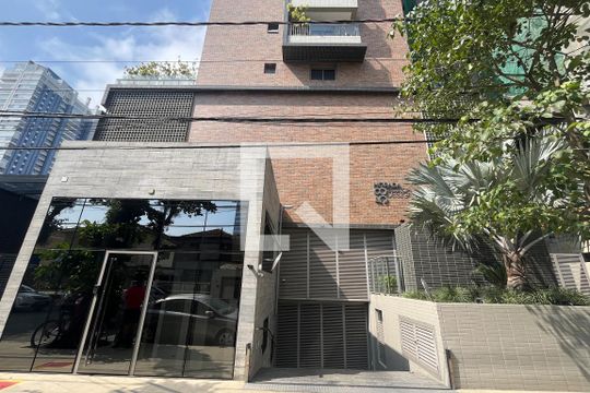 Fachada  de apartamento para alugar com 1 quarto, 65m² em Aparecida, Santos