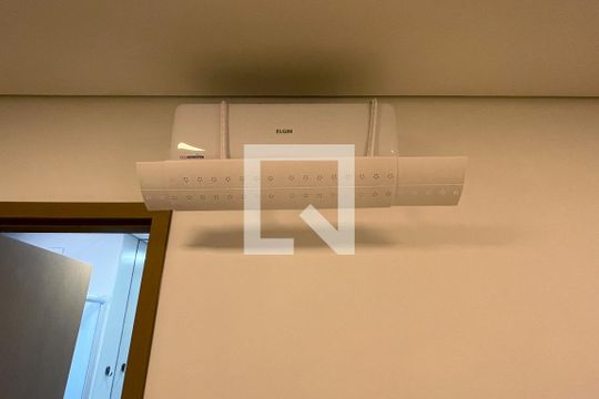 Suíte de apartamento para alugar com 1 quarto, 65m² em Aparecida, Santos