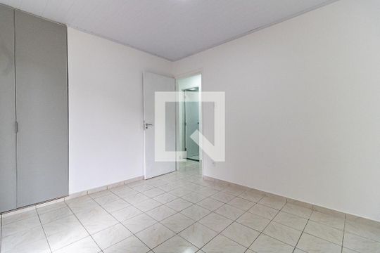 Quarto 1 de casa para alugar com 2 quartos, 136m² em Vila Brasilina, São Paulo