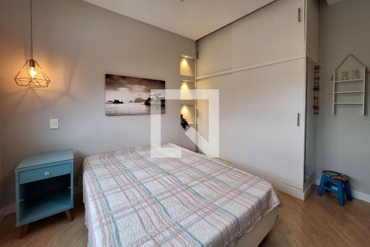 Quarto 1 de apartamento para alugar com 1 quarto, 55m² em Icaraí, Niterói