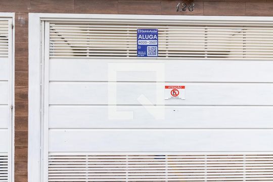 Plaquinha + Fachada de apartamento para alugar com 2 quartos, 45m² em Penha de França, São Paulo