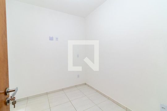 Quarto 1 de apartamento para alugar com 2 quartos, 45m² em Penha de França, São Paulo