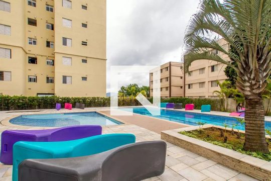 Piscina de apartamento à venda com 3 quartos, 76m² em Picanço, Guarulhos