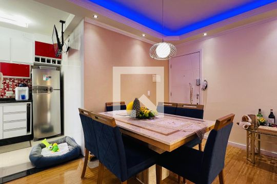 Sala de apartamento à venda com 3 quartos, 76m² em Picanço, Guarulhos
