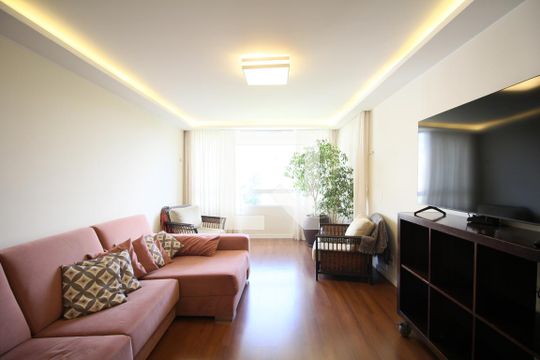 Sala de apartamento à venda com 4 quartos, 127m² em Paraíso do Morumbi, São Paulo