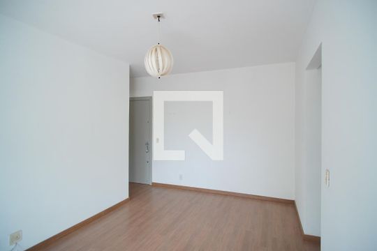 Sala de apartamento à venda com 2 quartos, 69m² em Vila Jardim, Porto Alegre