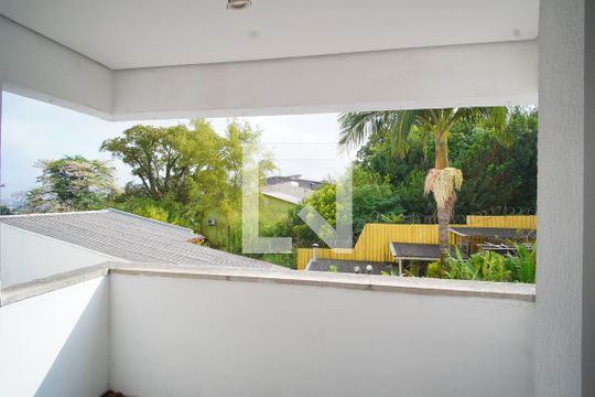 Sala - Varanda de apartamento à venda com 2 quartos, 69m² em Vila Jardim, Porto Alegre
