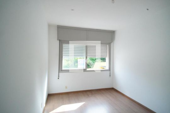 Quarto 1 de apartamento à venda com 2 quartos, 69m² em Vila Jardim, Porto Alegre