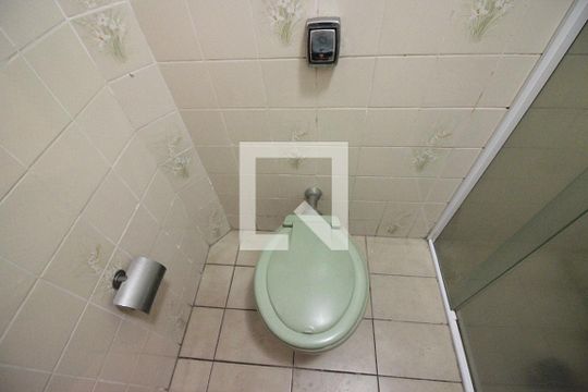Banheiro Social de casa à venda com 2 quartos, 250m² em Jardim Borborema, São Bernardo do Campo