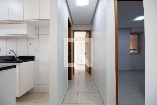 Corredor de apartamento à venda com 3 quartos, 77m² em Águas Claras, Brasília