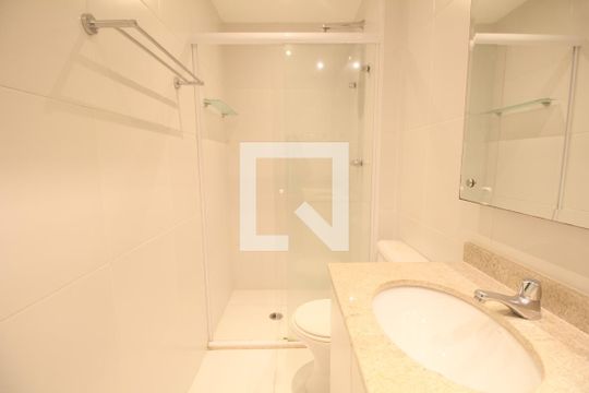 Banheiro 1 de apartamento para alugar com 1 quarto, 60m² em Vila Andrade, São Paulo