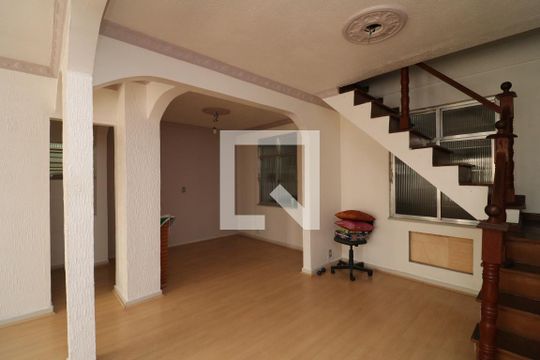 Sala 3 de casa à venda com 4 quartos, 204m² em Portuguesa, Rio de Janeiro