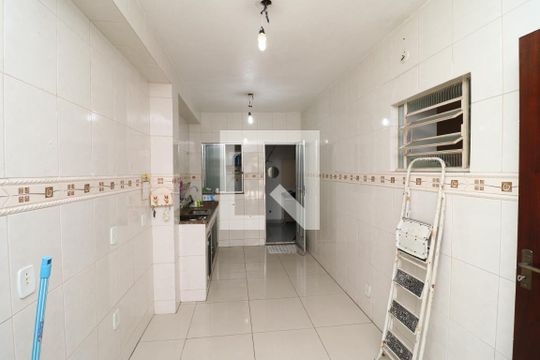 Cozinha 2 de casa à venda com 4 quartos, 204m² em Portuguesa, Rio de Janeiro