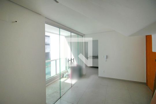 Sala de apartamento para alugar com 2 quartos, 125m² em Buritis, Belo Horizonte
