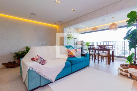 Sala de apartamento à venda com 2 quartos, 80m² em Chácara Seis de Outubro, São Paulo