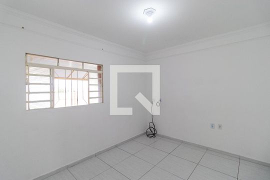 Sala de casa para alugar com 3 quartos, 124m² em Jardim Santa Lúcia, Campinas