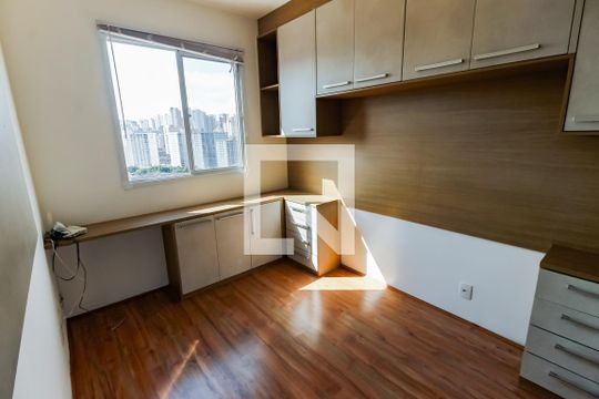 Suíte de apartamento para alugar com 1 quarto, 27m² em Vila das Belezas, São Paulo