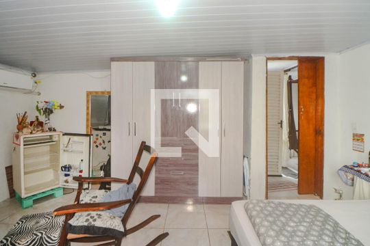 Quarto 3 de casa à venda com 5 quartos, 360m² em Sarandi, Porto Alegre