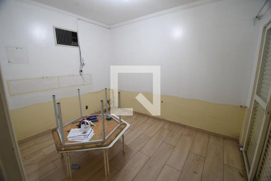 Quarto 1 de casa à venda com 3 quartos, 400m² em Fazenda Santa Cândida, Campinas