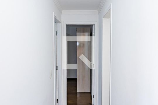Corredor de apartamento para alugar com 2 quartos, 48m² em Vila Siqueira (zona Norte), São Paulo