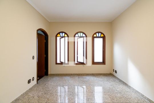 Sala de TV de casa à venda com 4 quartos, 295m² em Jardim Oriental, São Paulo