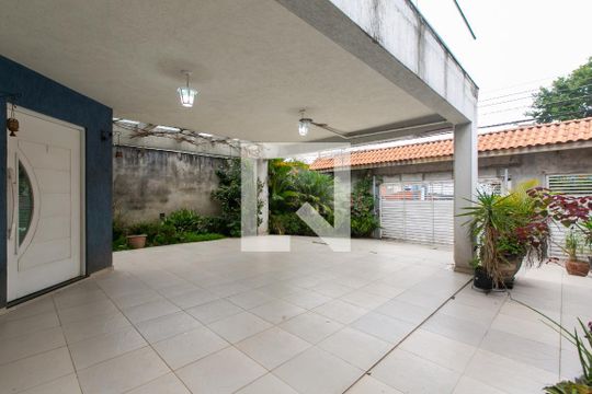 Garagem de casa à venda com 5 quartos, 600m² em Vila Carolina, São Paulo