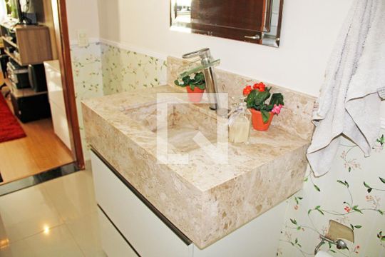 Lavabo de casa de condomínio para alugar com 3 quartos, 141m² em Vila Capuava, Valinhos