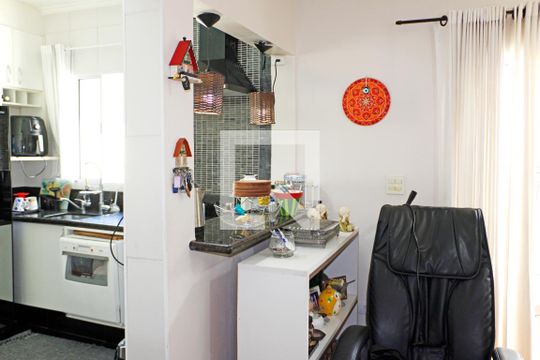 Sala de casa de condomínio para alugar com 3 quartos, 141m² em Vila Capuava, Valinhos