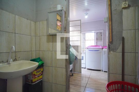 Banheiro de casa à venda com 2 quartos, 85m² em Canudos, Novo Hamburgo