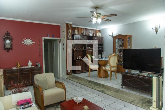Sala de casa para alugar com 3 quartos, 250m² em Itaim Bibi, São Paulo