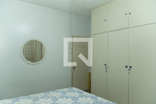 Quarto 1 de casa para alugar com 3 quartos, 250m² em Itaim Bibi, São Paulo