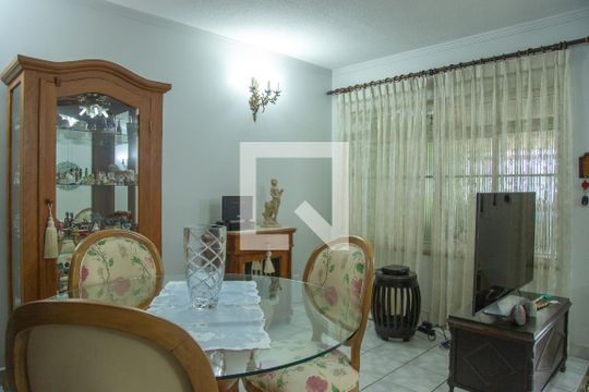 Sala de casa para alugar com 3 quartos, 250m² em Itaim Bibi, São Paulo