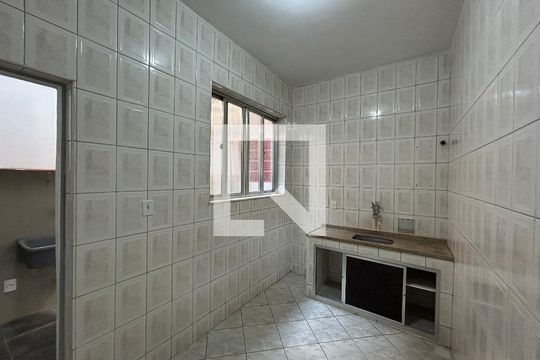 Cozinha de casa para alugar com 1 quarto, 44m² em Higienópolis, Rio de Janeiro