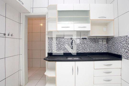 Cozinha de apartamento à venda com 2 quartos, 64m² em Cidade Baixa, Porto Alegre