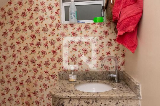 Lavabo de casa à venda com 3 quartos, 180m² em Jardim Popular, São Paulo