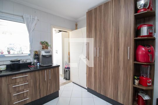 Cozinha de casa à venda com 3 quartos, 180m² em Jardim Popular, São Paulo