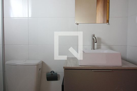 Banheiro Social de kitnet/studio para alugar com 1 quarto, 40m² em Centro, São Bernardo do Campo
