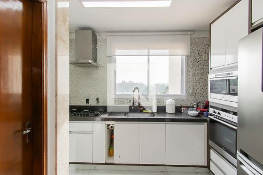 Cozinha de apartamento à venda com 2 quartos, 56m² em Jardim Matarazzo, São Paulo