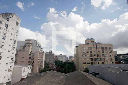 Sala Vista de apartamento à venda com 2 quartos, 93m² em Centro Histórico, Porto Alegre