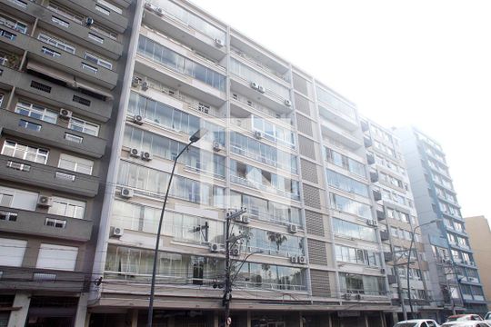 Fachada de apartamento à venda com 2 quartos, 93m² em Centro Histórico, Porto Alegre