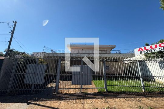 Fachada de casa para alugar com 7 quartos, 660m² em Jardim Sumare, Ribeirão Preto