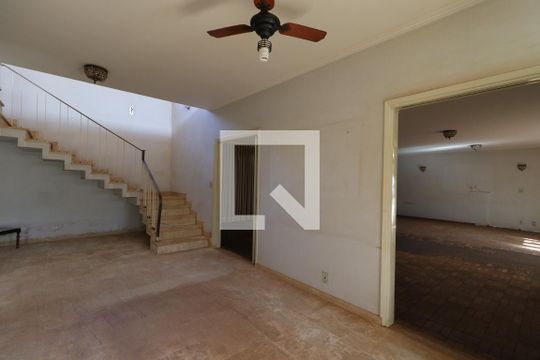 Sala 2 de casa para alugar com 7 quartos, 660m² em Jardim Sumare, Ribeirão Preto