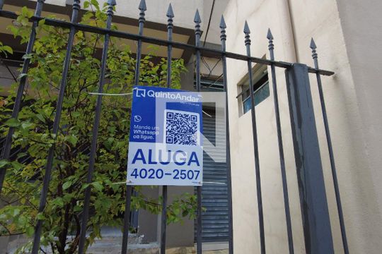 OORS-949 de apartamento para alugar com 1 quarto, 38m² em Vila Guarani, São Paulo