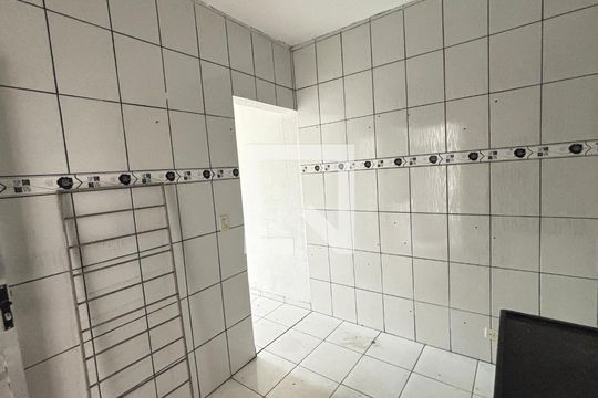 Cozinha de casa à venda com 1 quarto, 38m² em Vila Luzita, Santo André
